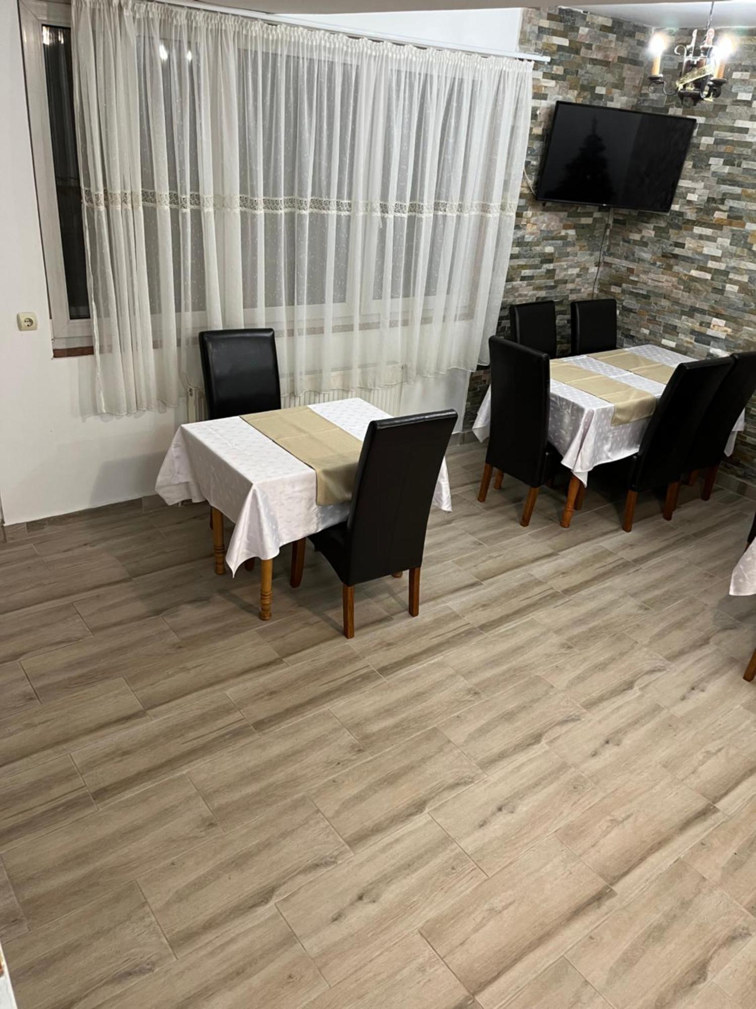Hotel Casuta De Langa Padure Moeciu De Sus Zewnętrze zdjęcie