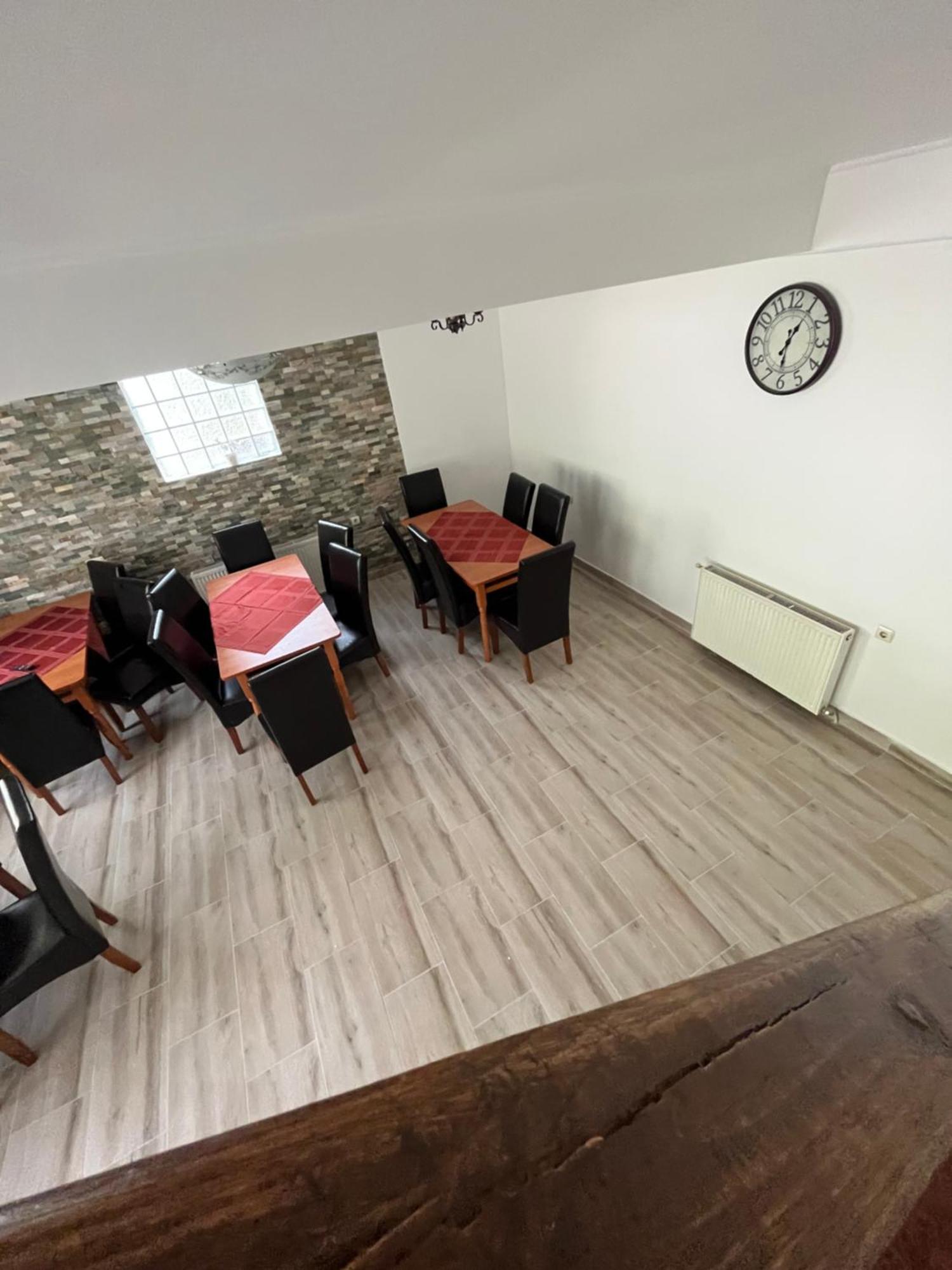 Hotel Casuta De Langa Padure Moeciu De Sus Zewnętrze zdjęcie