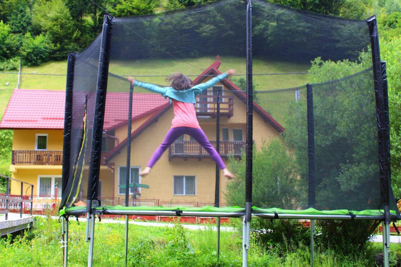 Hotel Casuta De Langa Padure Moeciu De Sus Zewnętrze zdjęcie